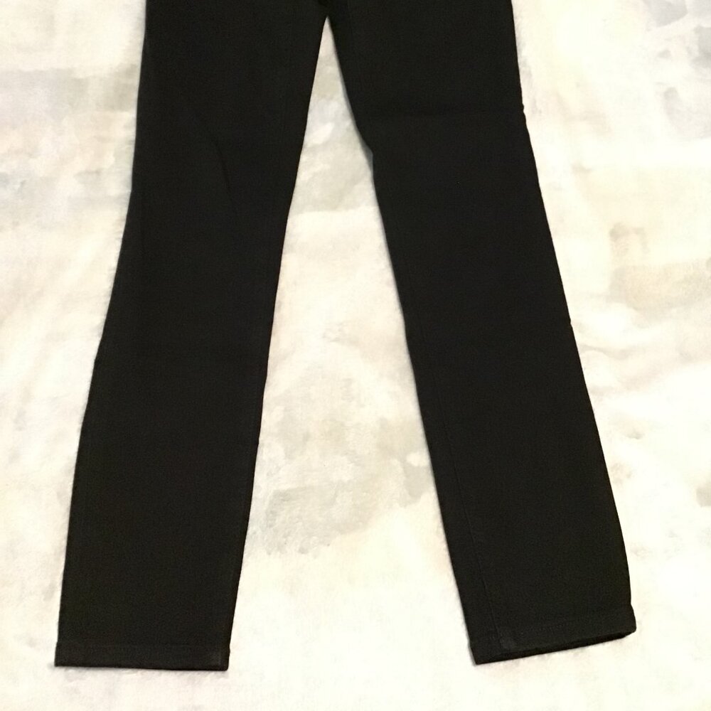 Black Woman Jeans